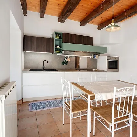 Dom wakacyjny Laghi E Monti *